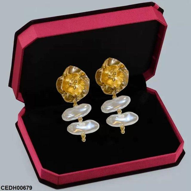 CEDH00679 SYB Flower Pearl Drop Earrings - CEDH