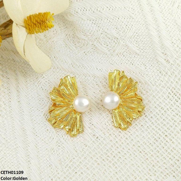 CETH01109 LSH Half Flower Pearl Tops Pair - CETH