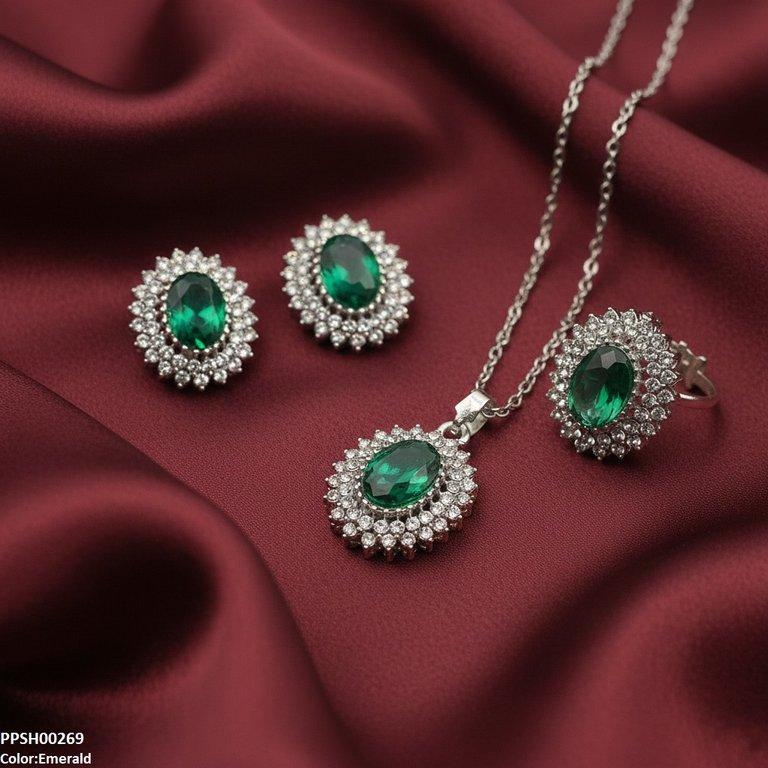 Oval Stone Pendant Set